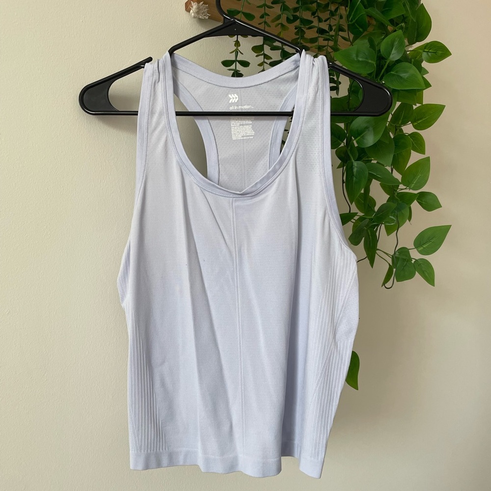 Pastel workout tank